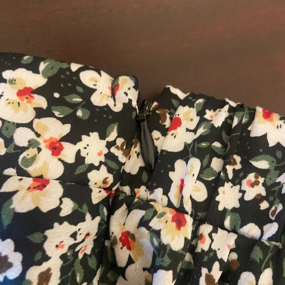 Know One Cares (Nordstrom Rack) Silky Floral Midi Skirt sz. Medium - Picture 5 of 5